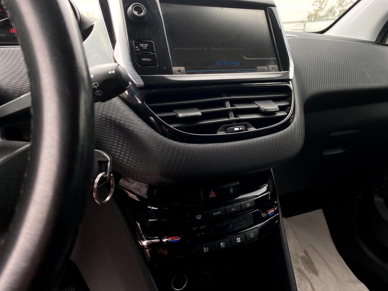 Peugeot 2008 1.6 e-HDi 92 CV Stop&Start Allure