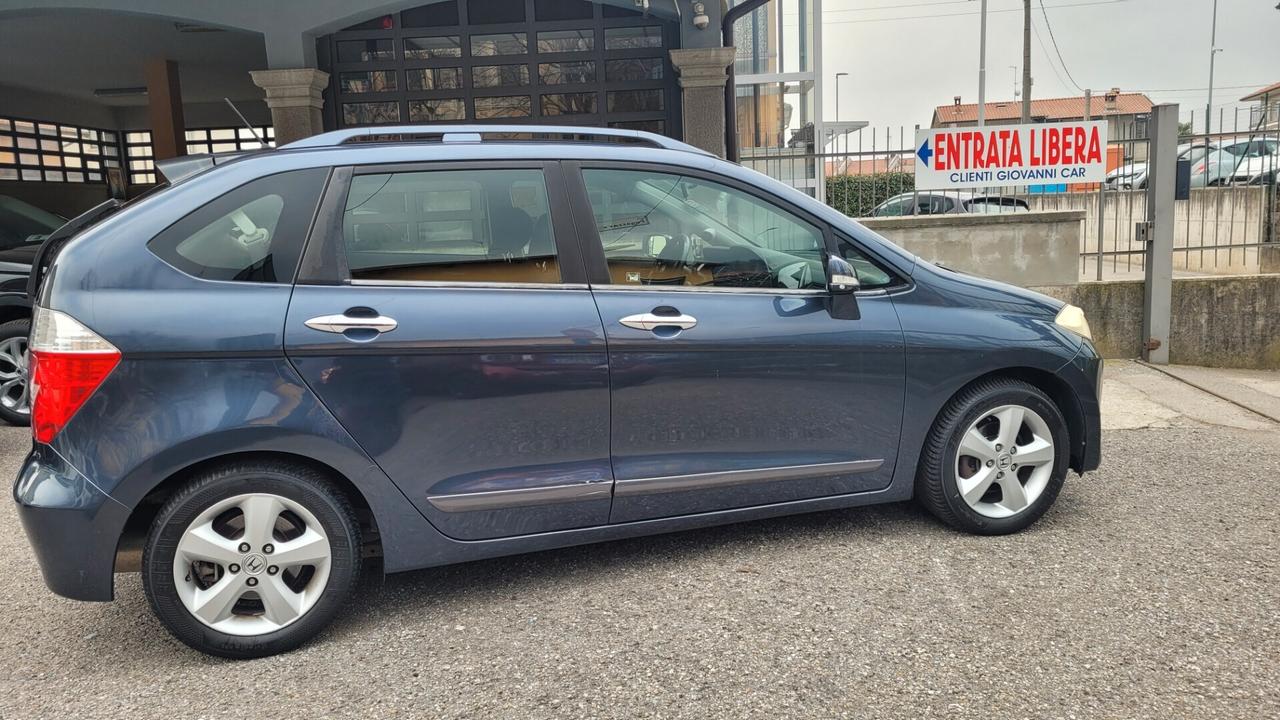 Honda FR-V 2.2 16V i-CTDi Executive 6 POSTI