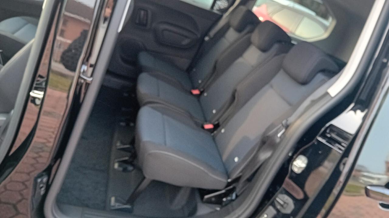 Fiat Doblo Doblò Maxi 1.5 BlueHdi 130 CV AT8 PL MAXI 7 POSTI *SENZA VINCOLO DI FINANZIAMENTO*