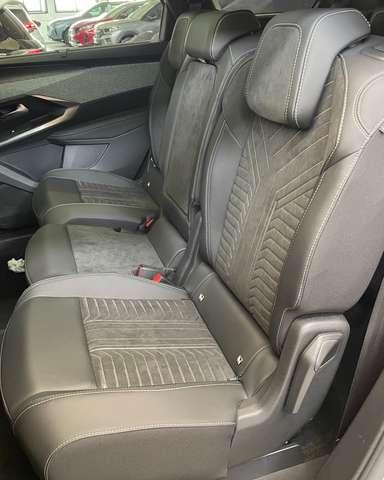 Peugeot 5008 GT 1.2 Hybrid 136cv * KM-0* **FULL-OPT**