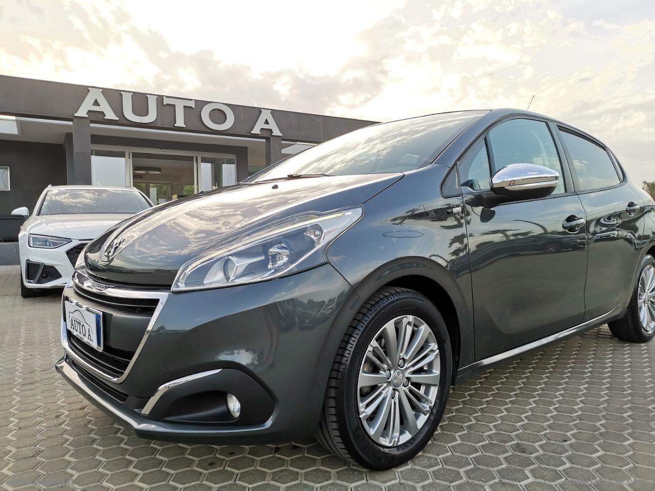 PEUGEOT 208 PureTech 82 5p. Style