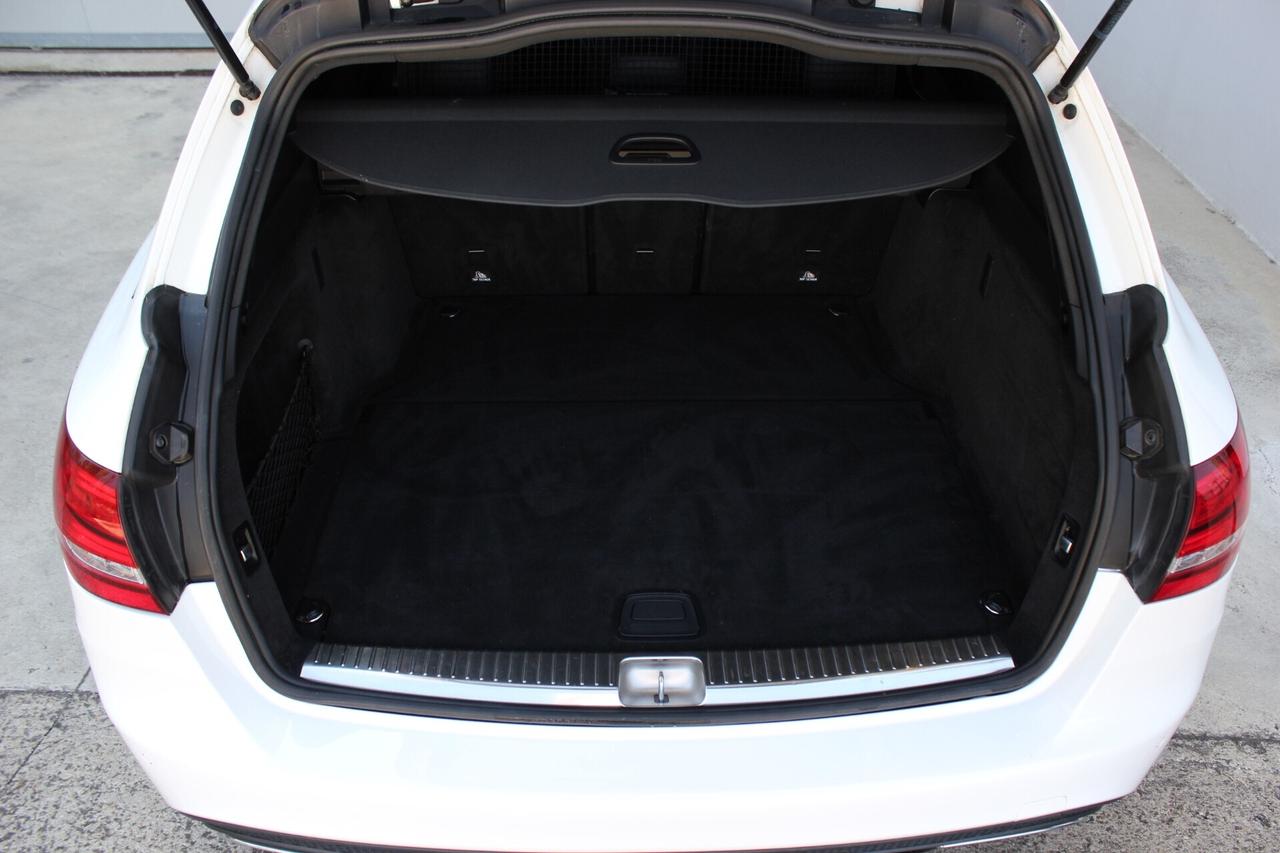 Mercedes-Benz C 220 d Station Wagon Premium AMG Auto