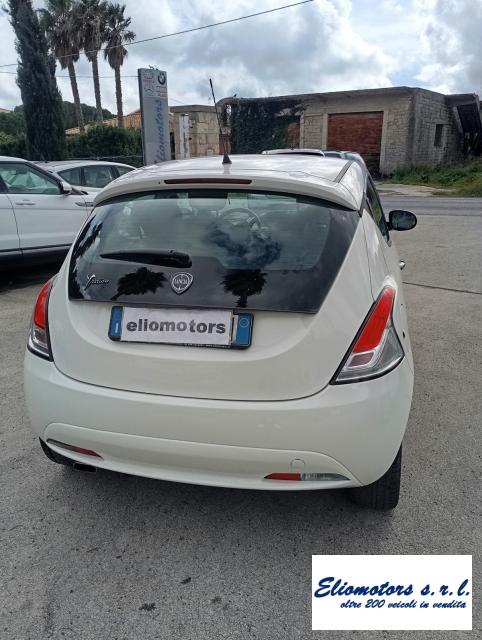 LANCIA - Ypsilon - 1.2 69 CV 5p. GPL Ecochic Silver