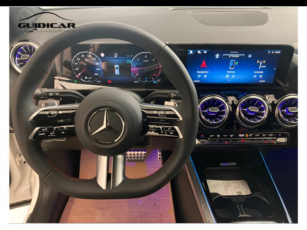 Mercedes-Benz GLA 200 d automatic