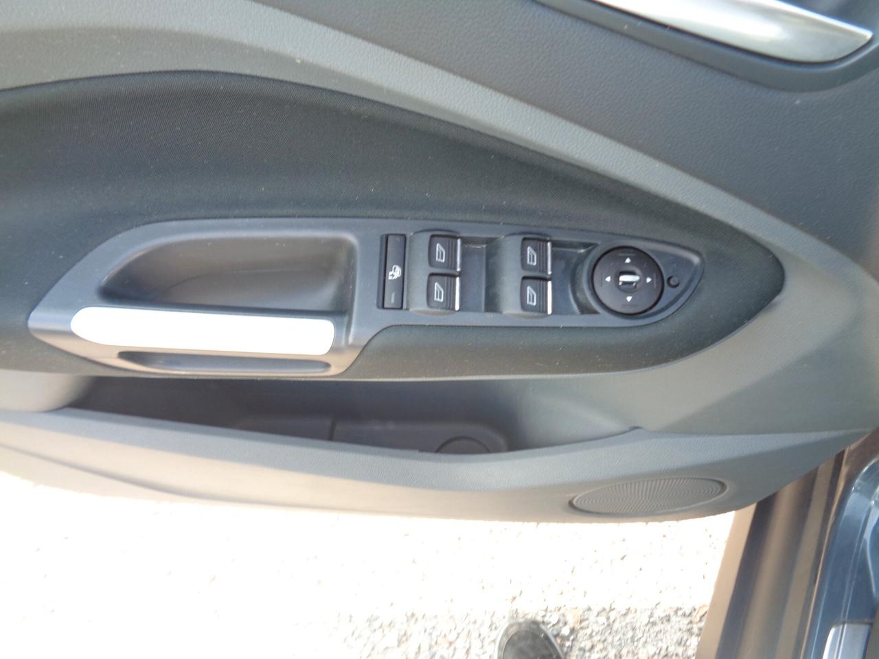 C-Max C-Max7 1.6 TDCi 115CV Titanium 140mila km