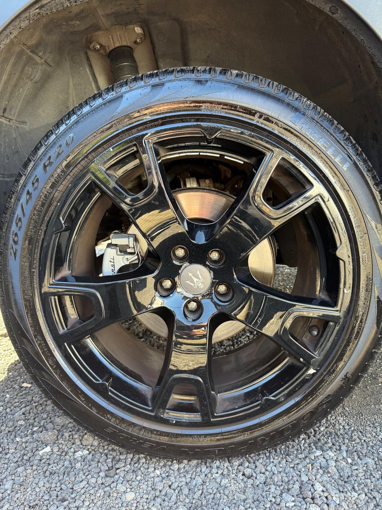 Maserati Levante V6 Diesel AWD tetto apribile