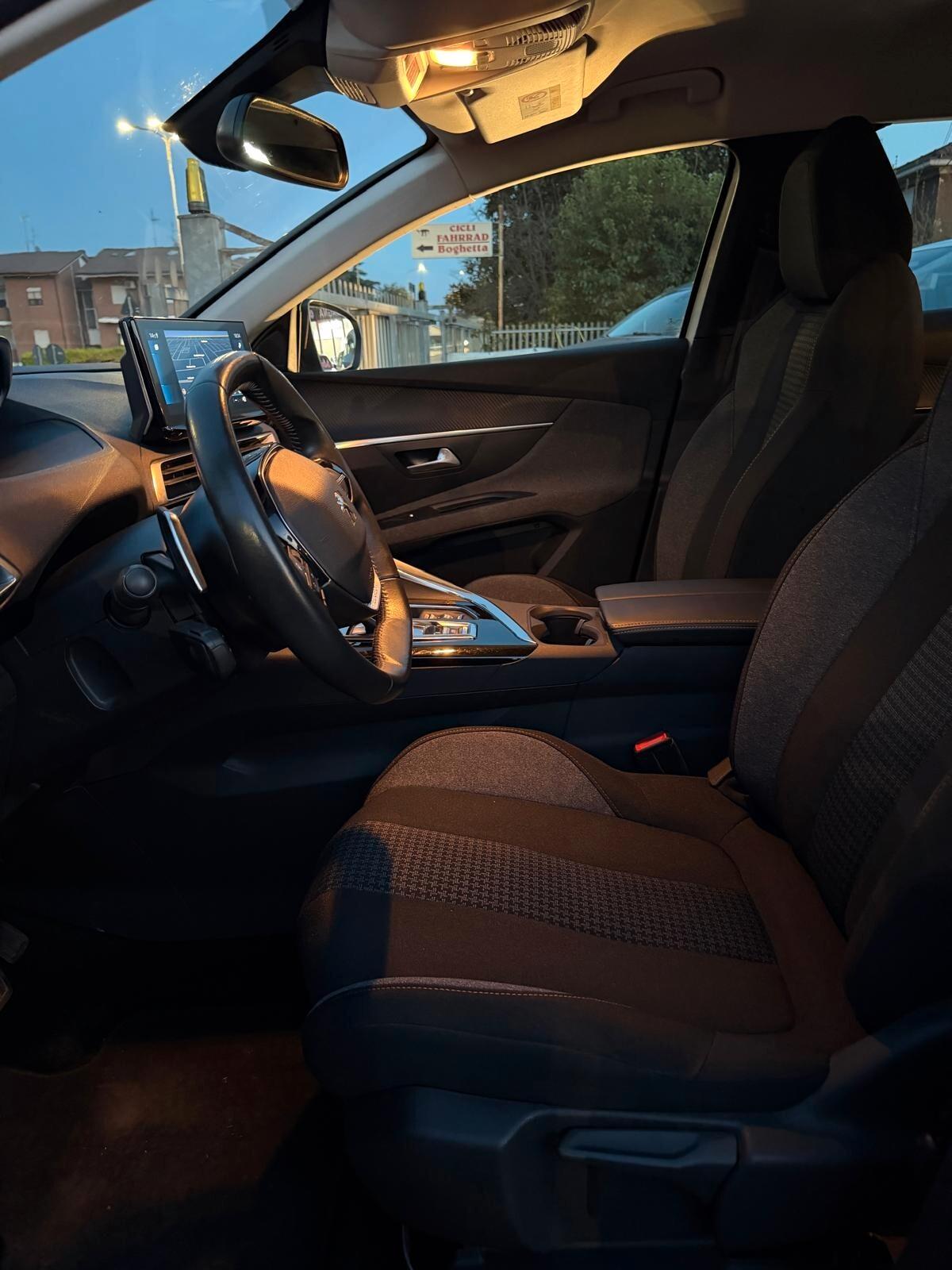 Peugeot 3008 BlueHDi 130 S&S EAT8 Active Business NESSUN VINCOLO