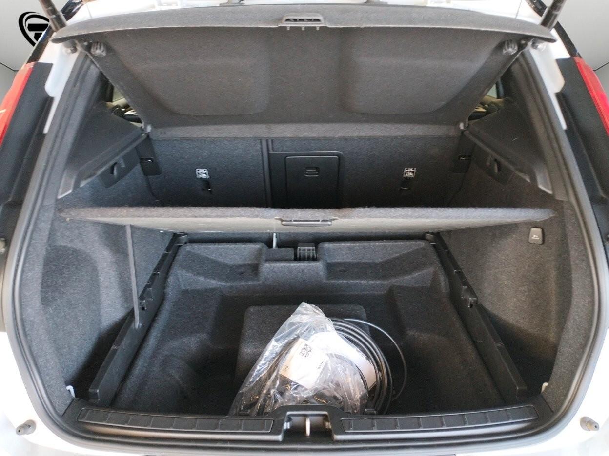 Volvo XC40 1.5 t4 Plug-in Hybrid automatico Ultimate Dark
