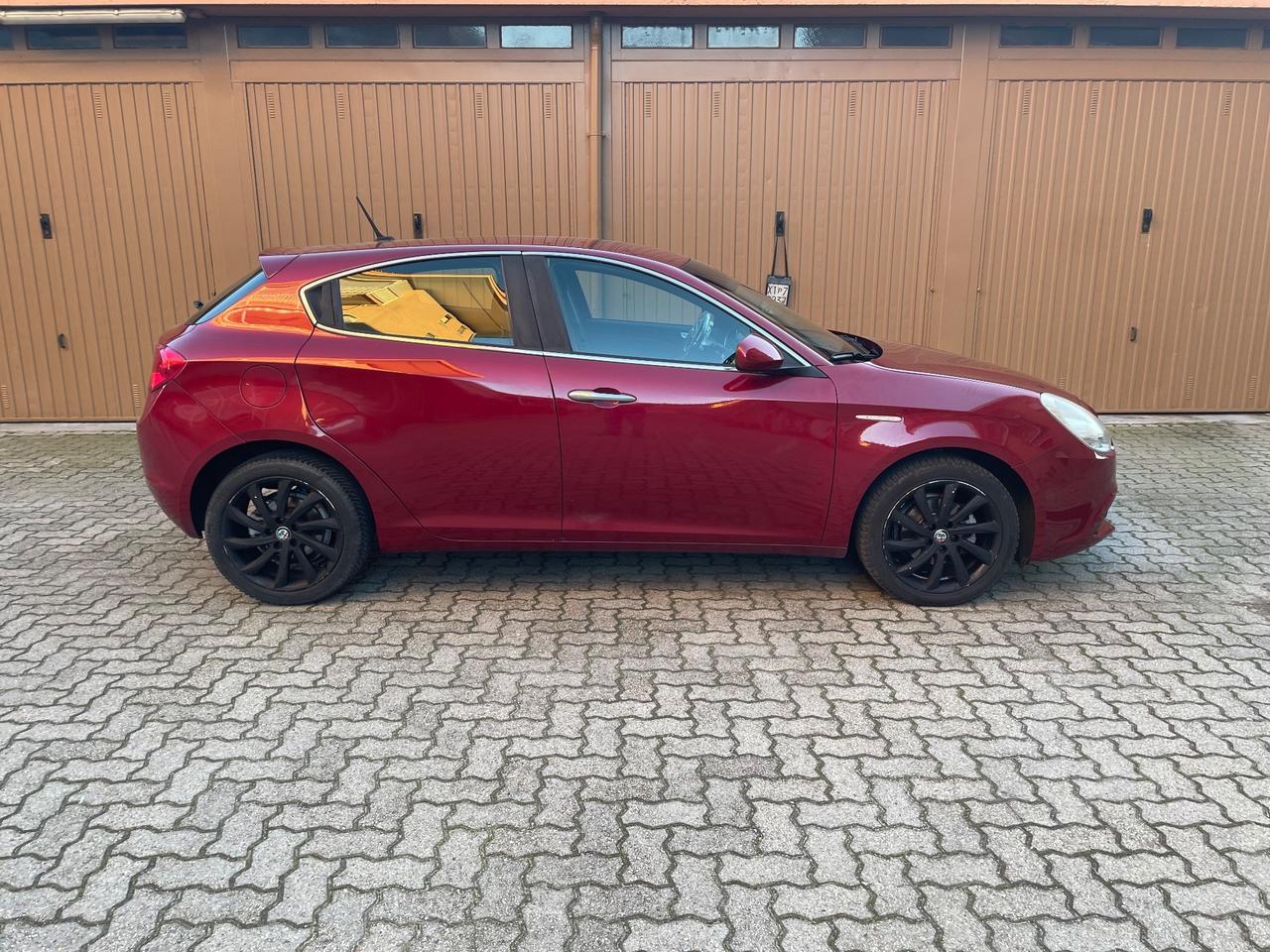 Alfa Romeo Giulietta 1.6 JTDm-2 105 CV Distinctive