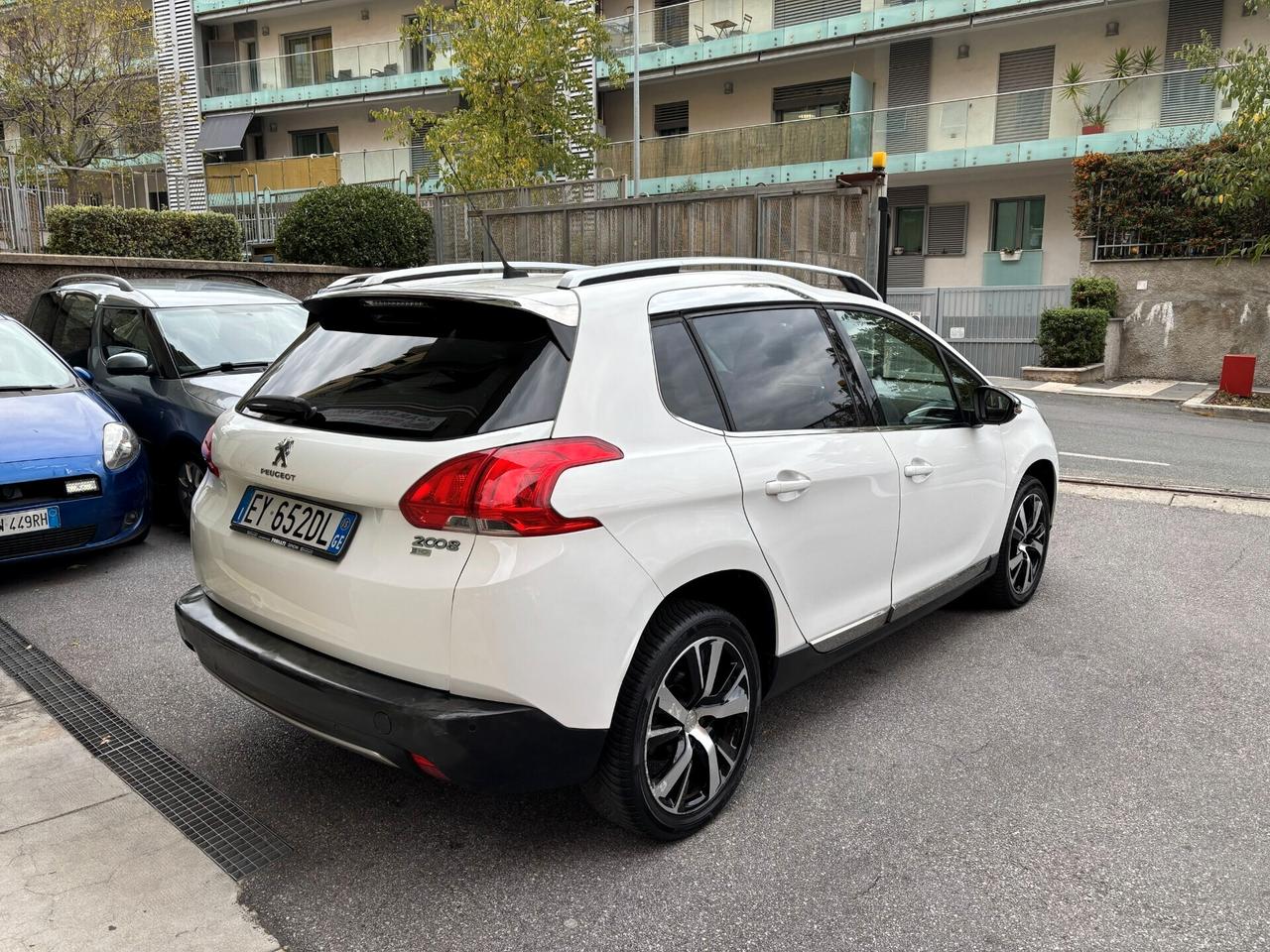 Peugeot 2008 1.6 e-HDi 92 CV Stop&Start Allure UNIPROPRIETARIO