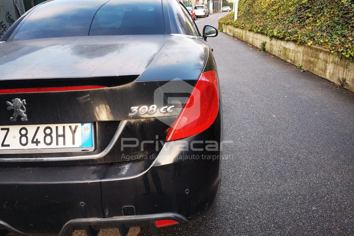 PEUGEOT 308 2.0 HDi 136CV CC aut. Féline