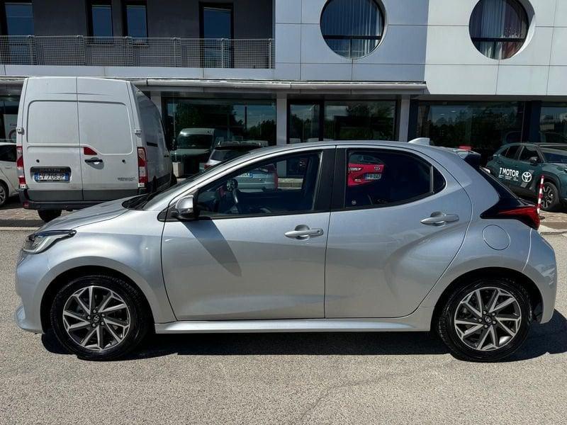 Toyota Yaris Hybrid Trend MY22