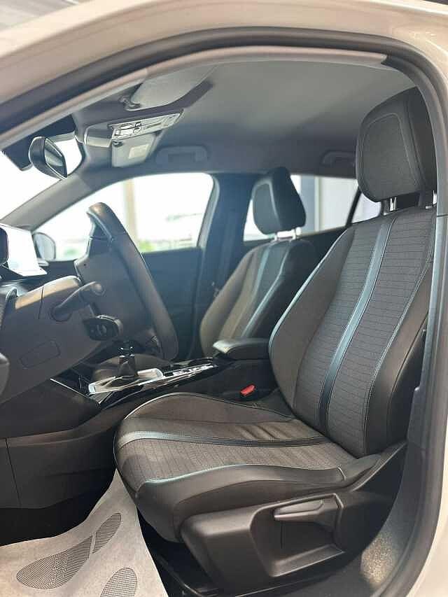 Peugeot 2008 BlueHDi 110 S&S Allure Pack