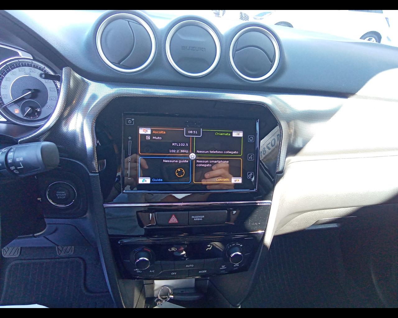 SUZUKI Vitara (2015) - Vitara 1.4 Hybrid 4WD AllGrip Top