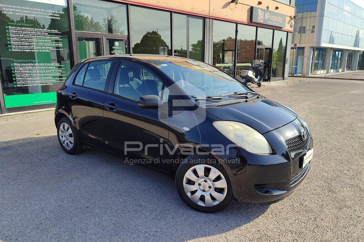 TOYOTA Yaris 1.0 5 porte