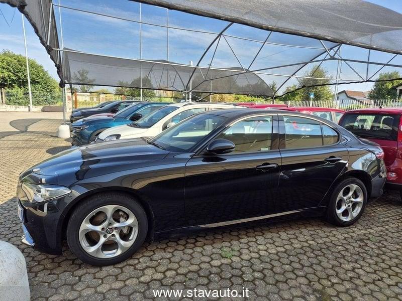 Alfa Romeo Giulia 2.2 t Executive 150cv auto