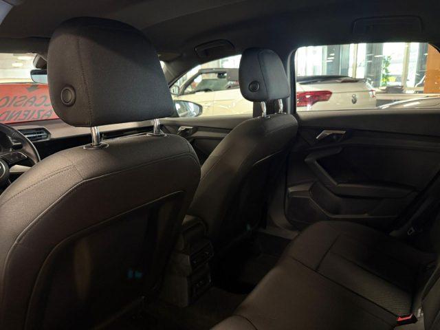 AUDI A3 SPORTBACK 30 g-tron S tronic S line edition