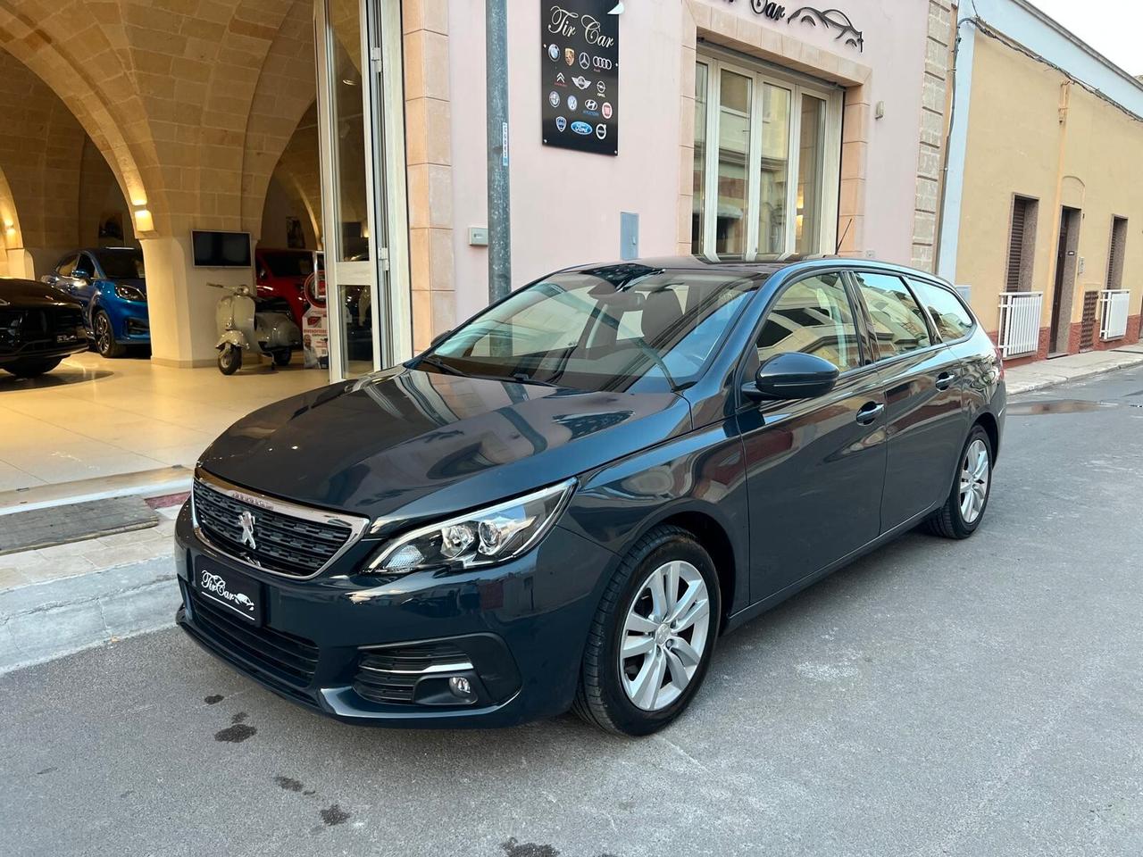 PEUGEOT 308 1.6 ALLURE 100CV NAVI CRUISE OK NEOPATENTATO ANNO 2018
