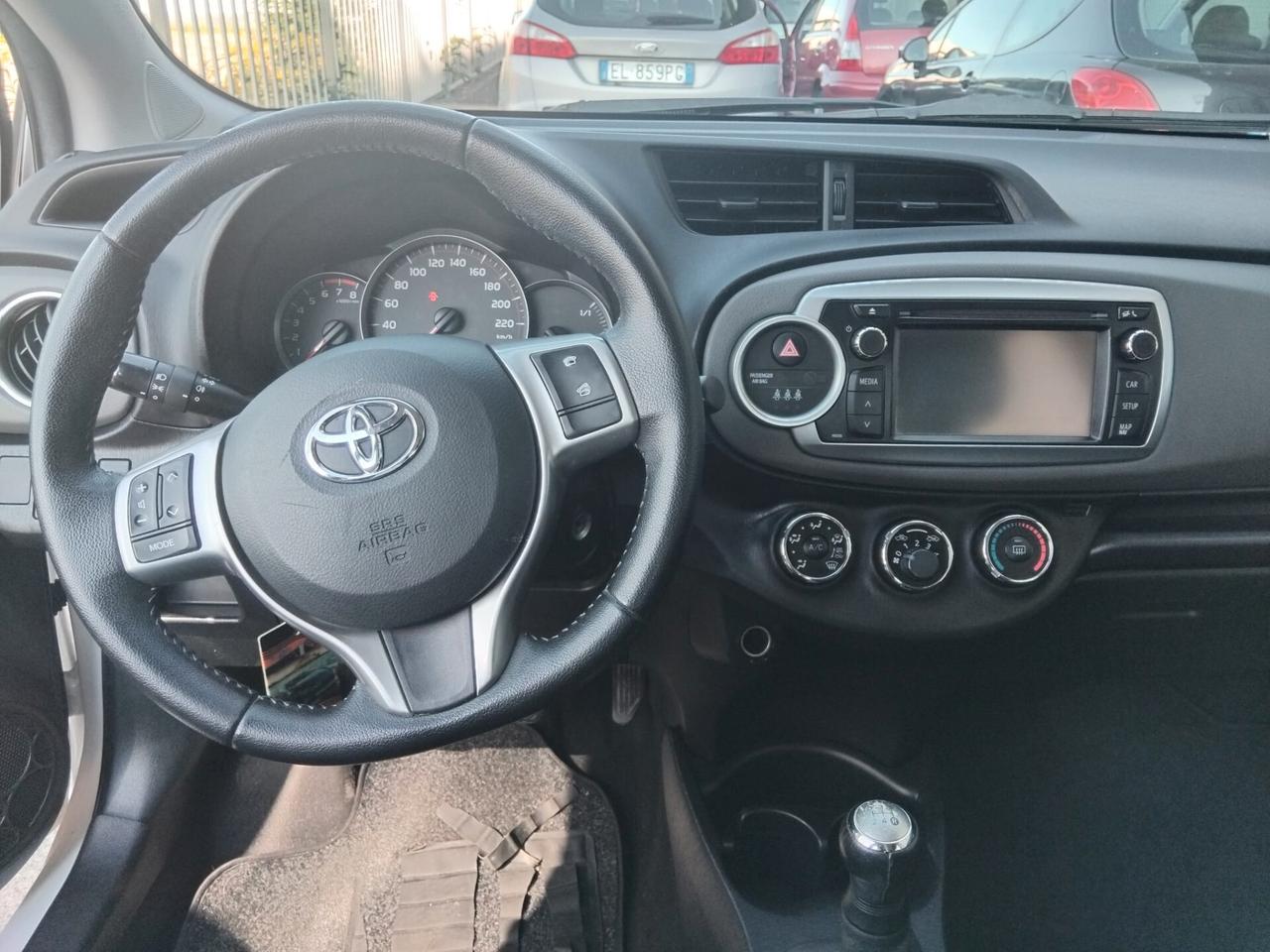 Toyota Yaris 1.0 benzina
