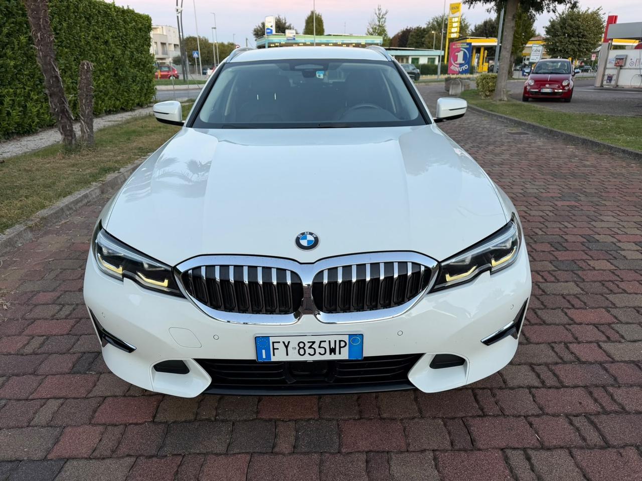 Bmw 320 320d xDrive Touring Luxury con gancio traino !!