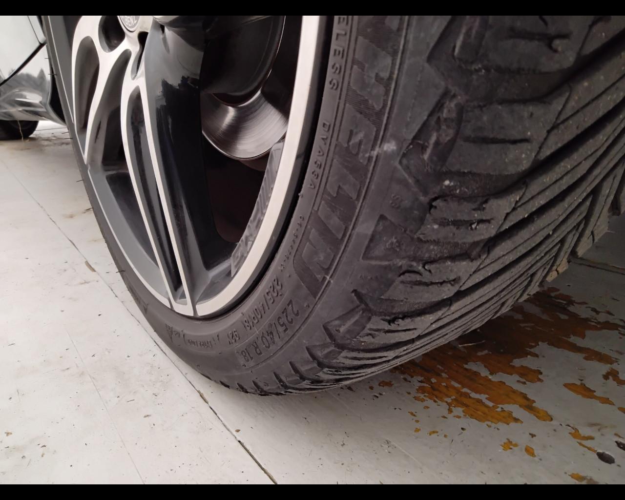 Mercedes-Benz Classe B - T246 - B 200 d Premium Next auto