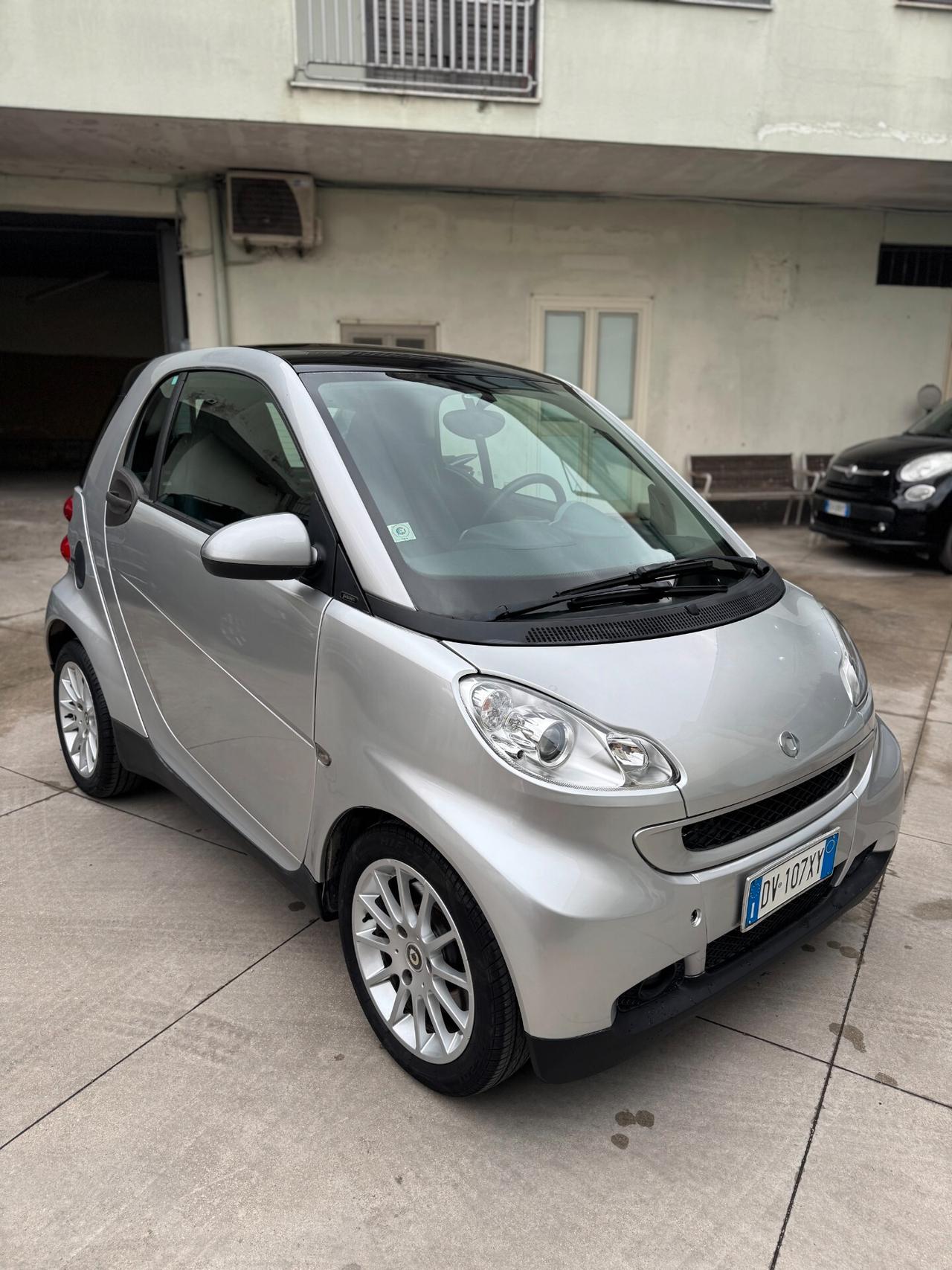 Smart ForTwo 1000 52 kW coupé pure