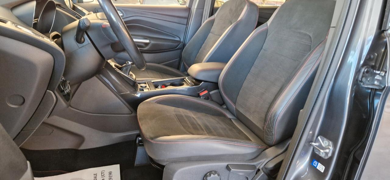 Ford Kuga 1.5 TDCi 120cv 2WD ST-Line