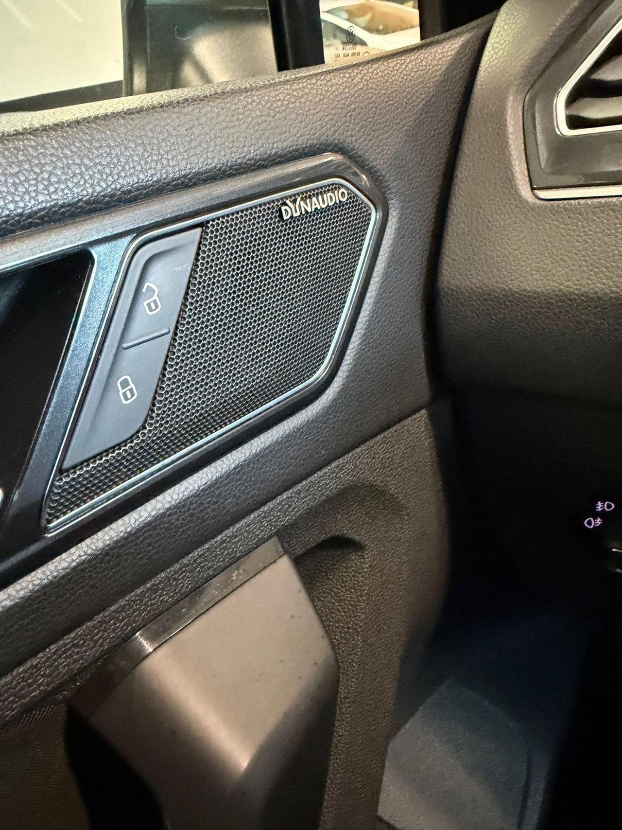 Volkswagen Tiguan 2.0 TDI DSG 4MOTION HIGHLINE Offroad