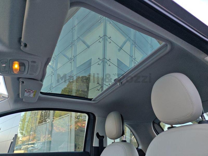 FIAT 500 500e Berlina 42 kWh La Prima