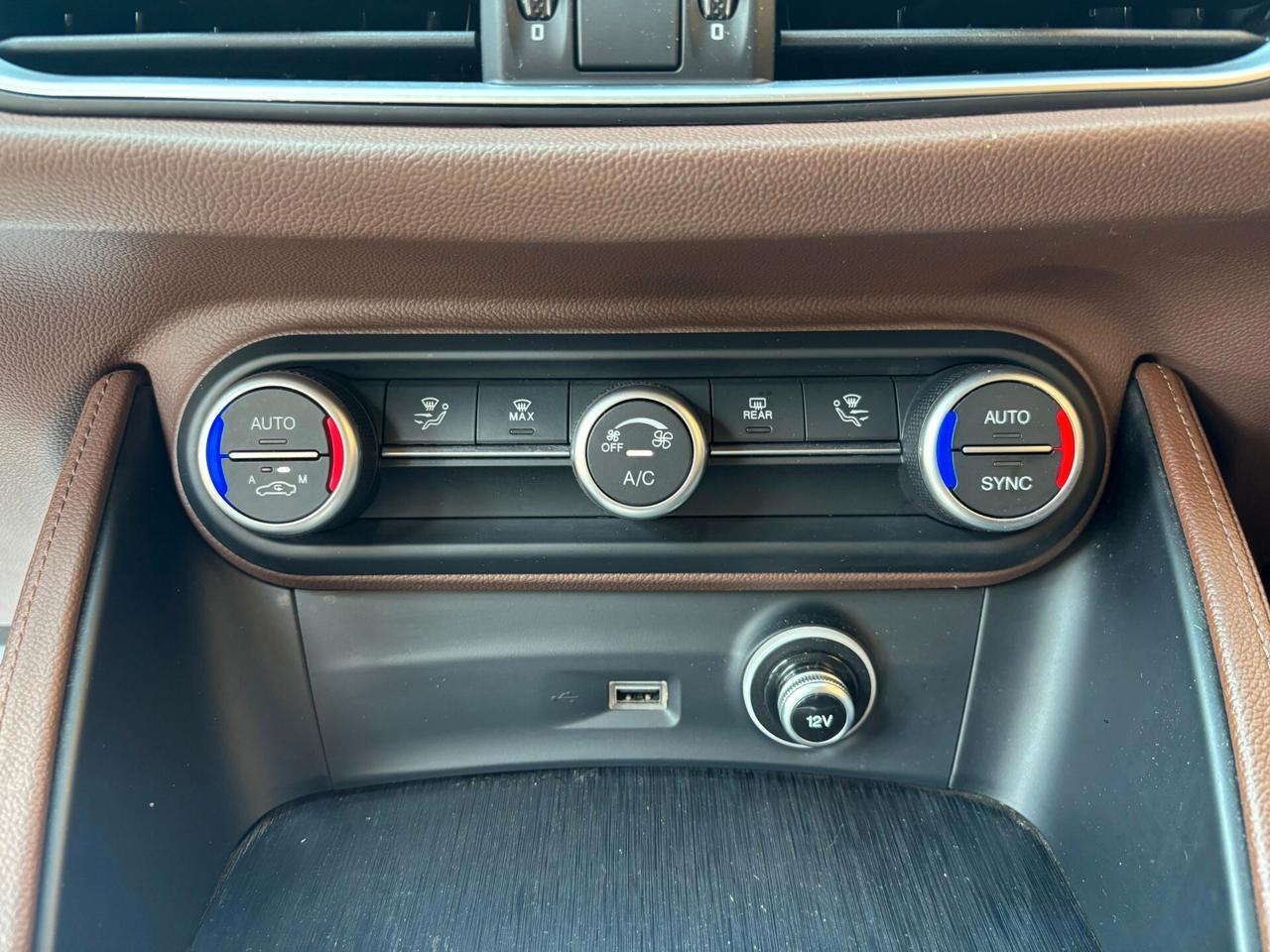 Alfa Romeo Stelvio 2.2 Turbodiesel 190 CV AT8 Q4 Executive