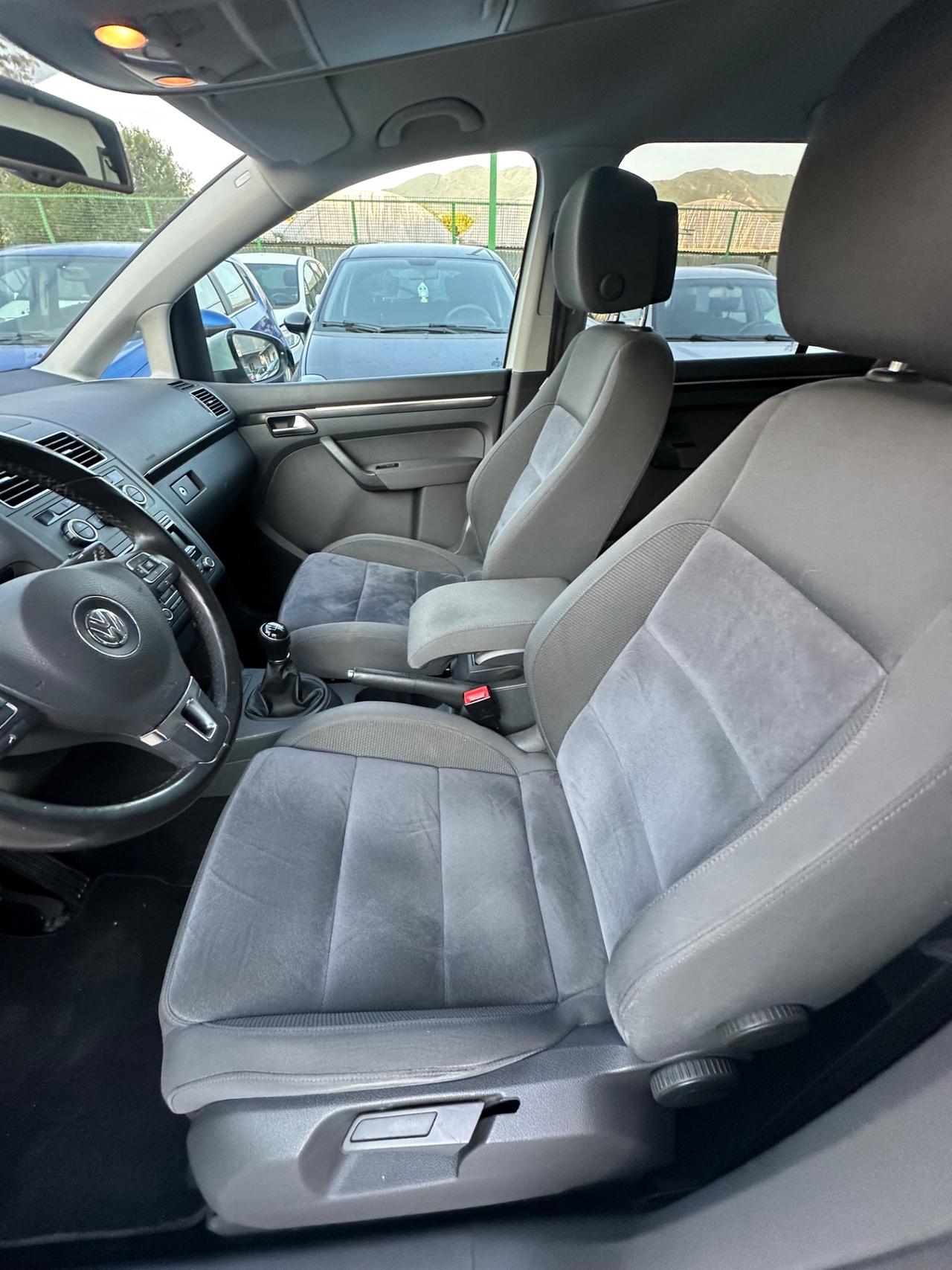 Volkswagen Touran 1.4 TSI Highline EcoFuel