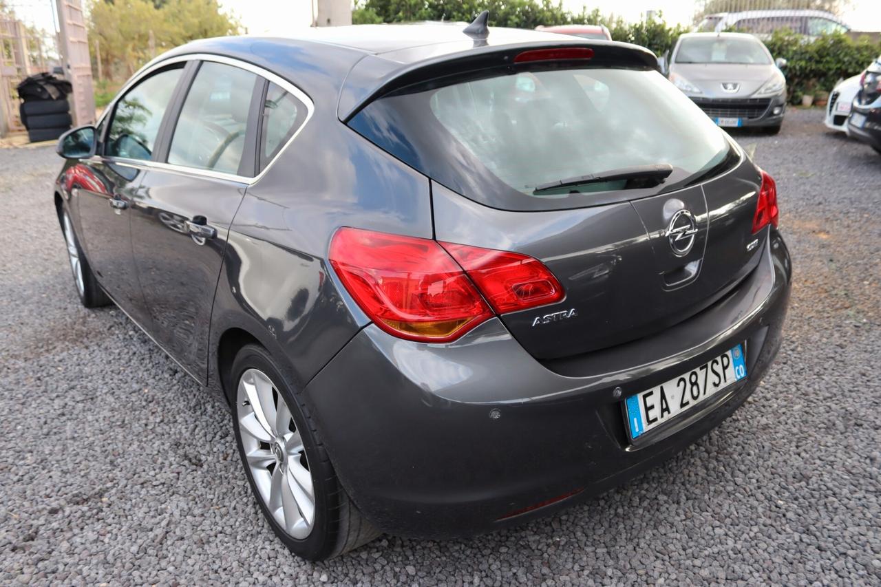 Opel Astra 1.7 CDTI 110CV 5 porte Cosmo