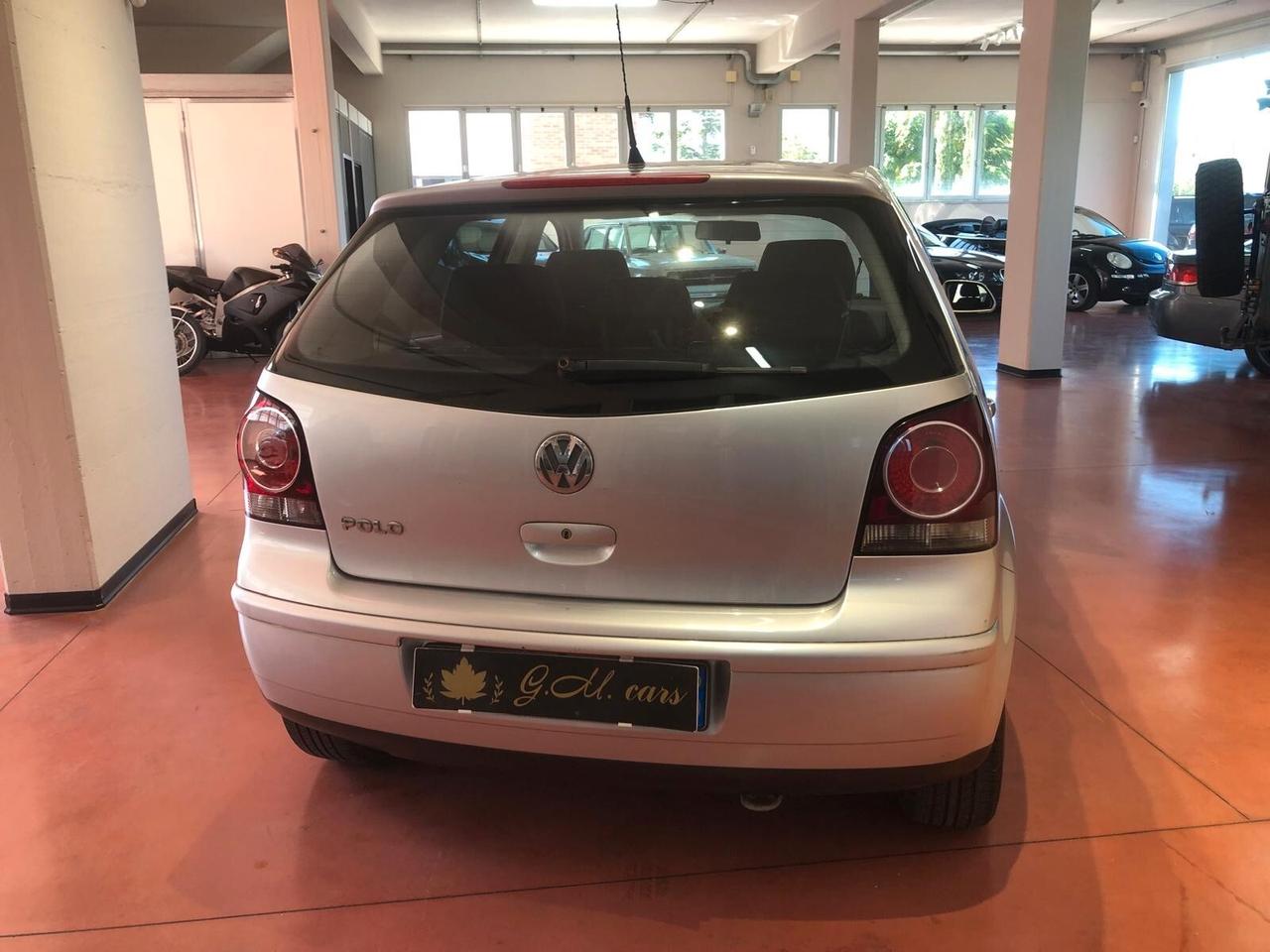 Volkswagen Polo 1.4 16V FSI 5p. Sportline