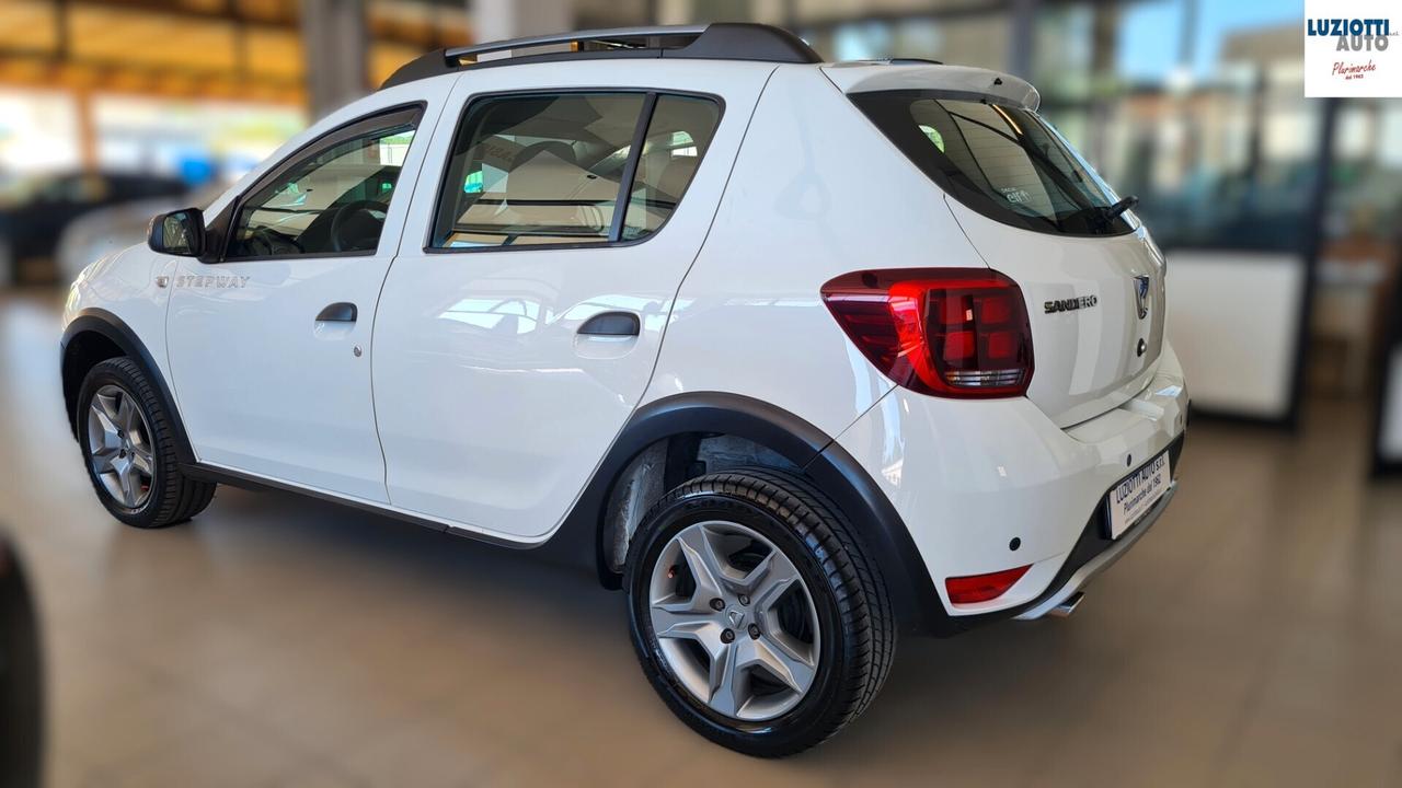 Dacia Sandero STEPWAY Turbo GPL 90CV