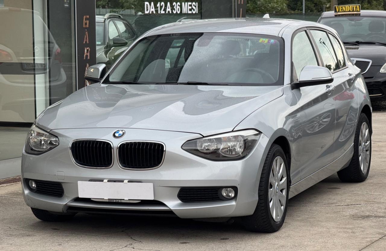 Bmw 116 116i 5p. Unique