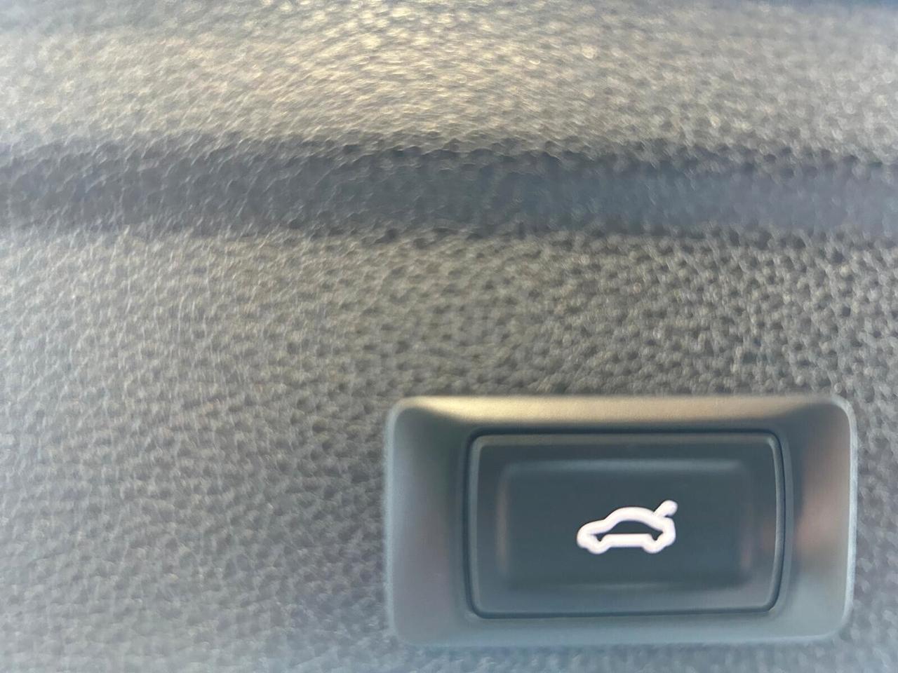 Audi Q3 SPB 35 TDI S tronic SPORTBACK FARI MATRIX