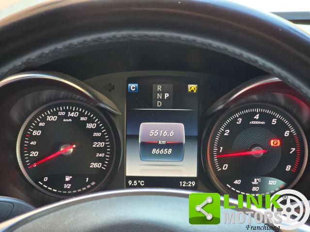 MERCEDES-BENZ C 200 Coupé Premium Plus AMG 9G-TRONIC