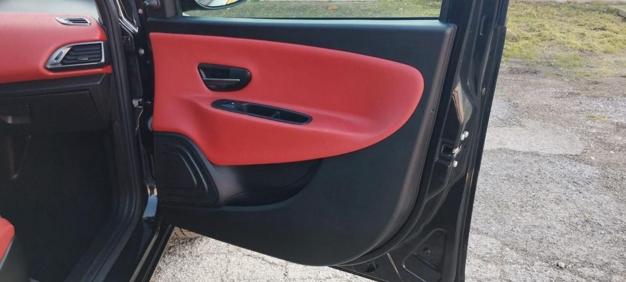 Lancia Ypsilon 1.2 km 45.226