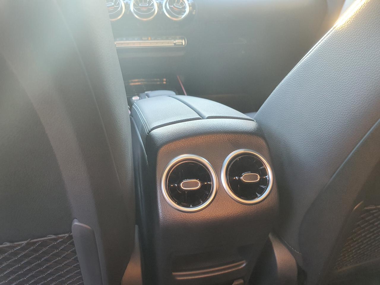 Mercedes-benz GLA 200 Automatic 4Matic Premium