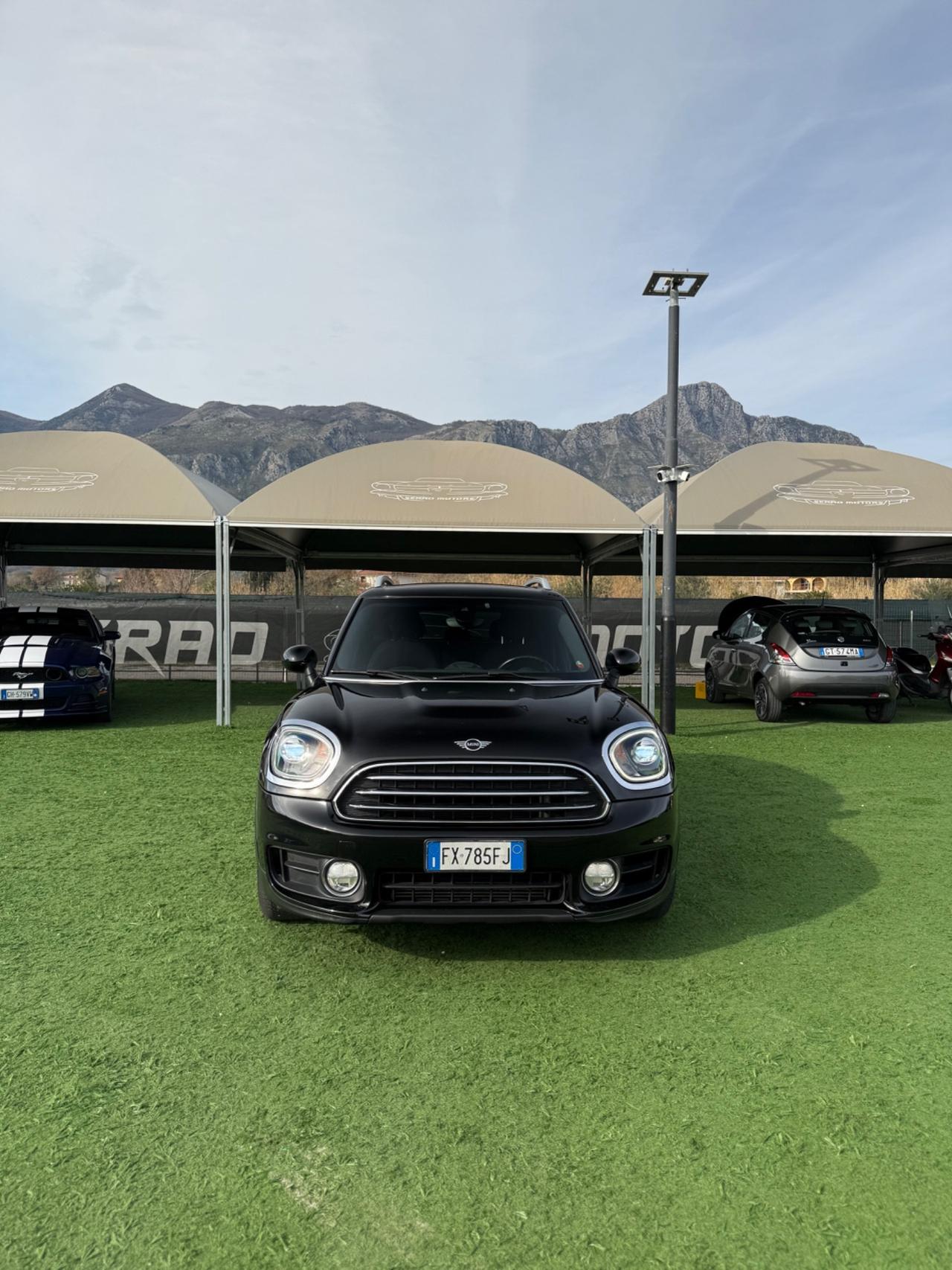 Mini Cooper Countryman 1.5 Benz