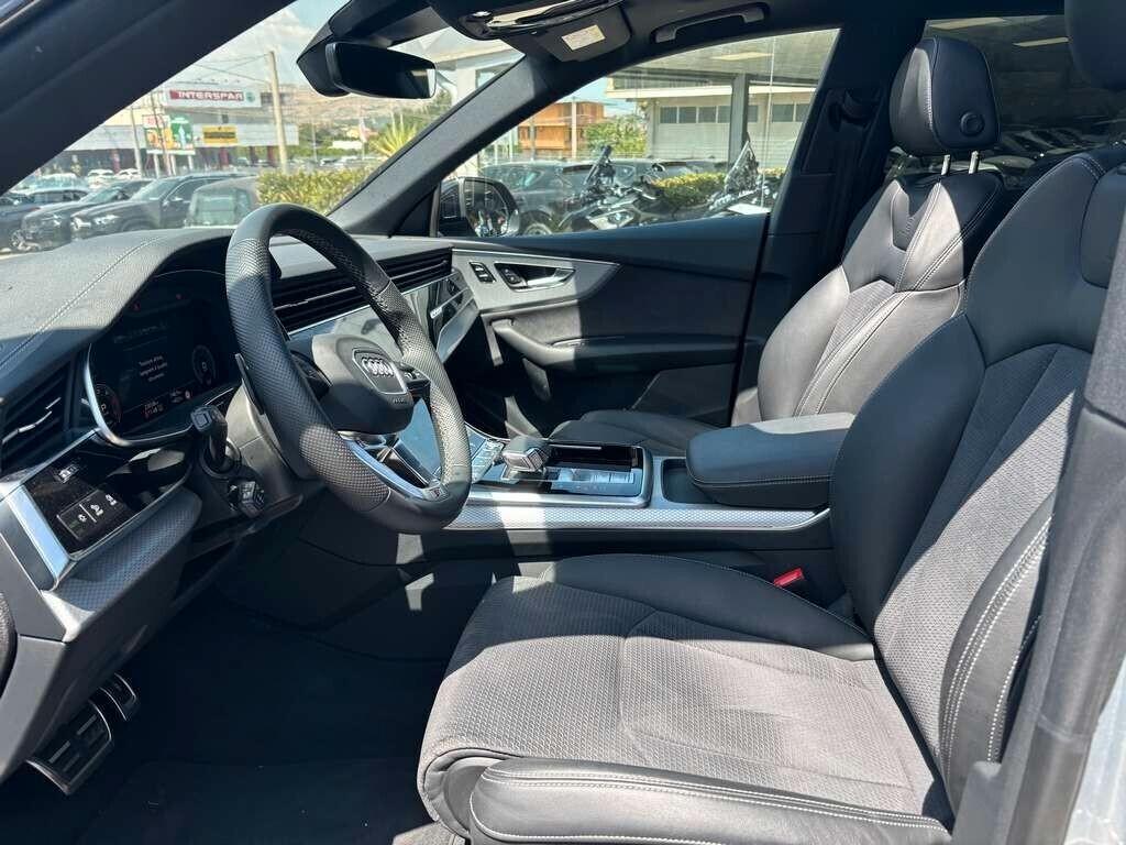 Audi Q8 SUV TDI quattro 210 kW tiptronic S line edition IVA ESPOSTA Tua a solo 769 Euro al mese