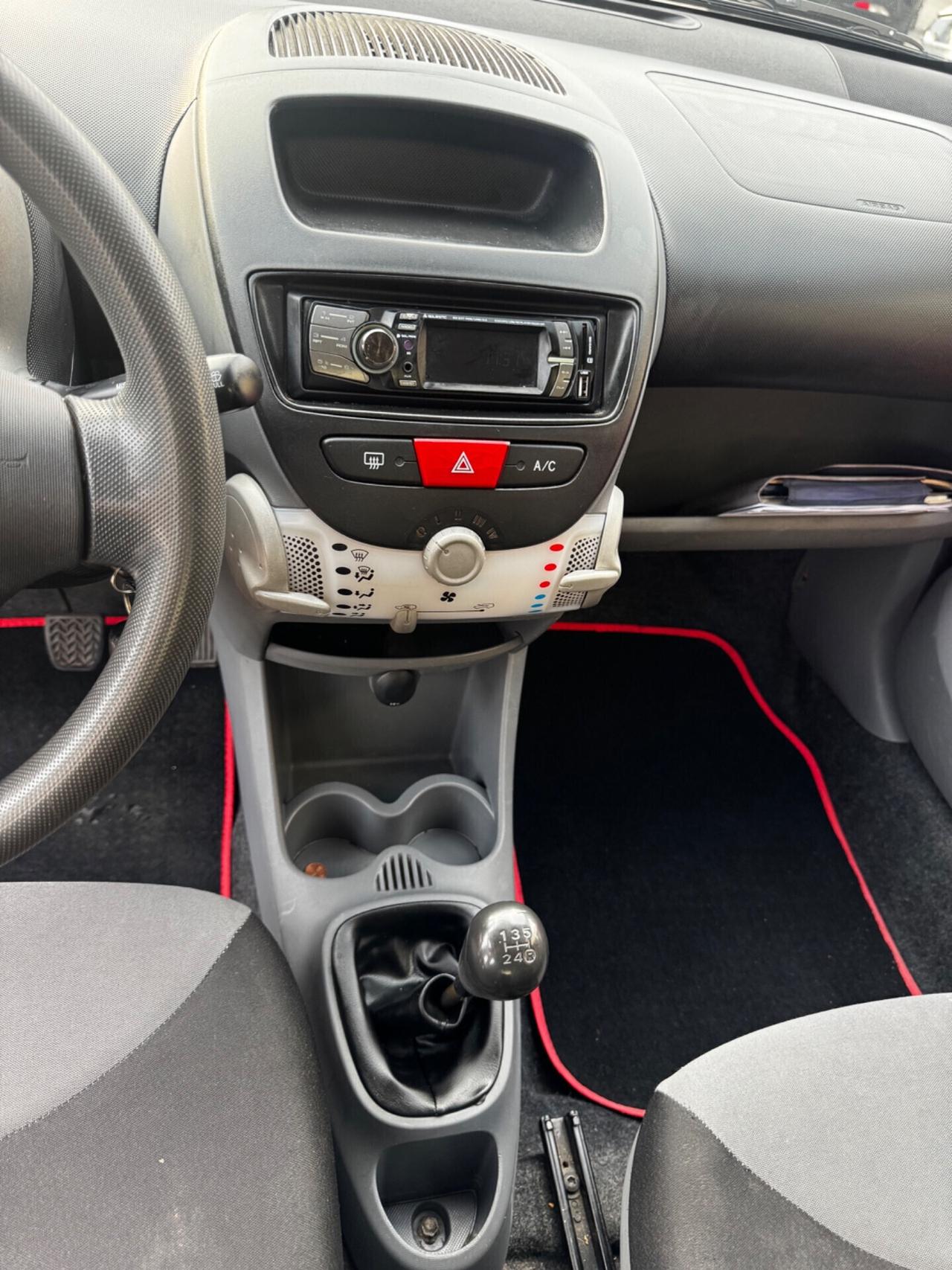 Peugeot 107 1.0 68CV 5p. Plaisir