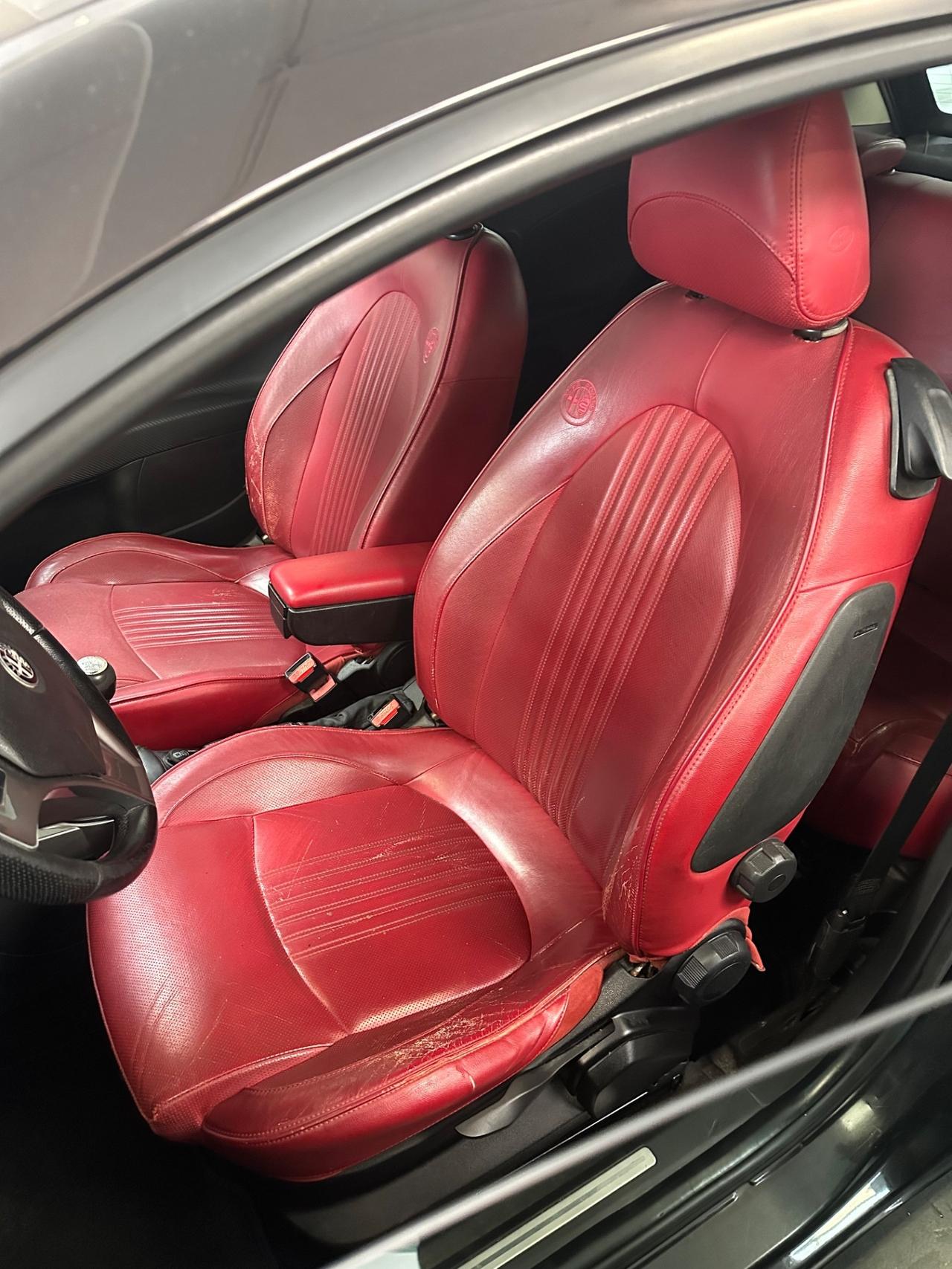 Alfa Romeo MiTo 1.4 T 155 CV Distinctive Sport Pack