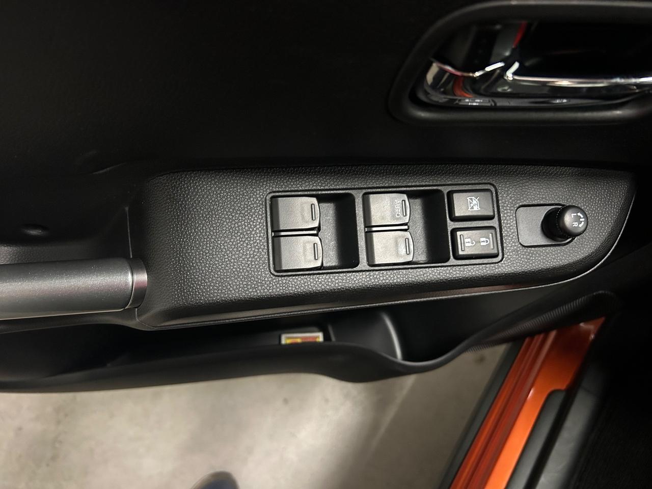 Suzuki Ignis 1.2 Hybrid CVT Top