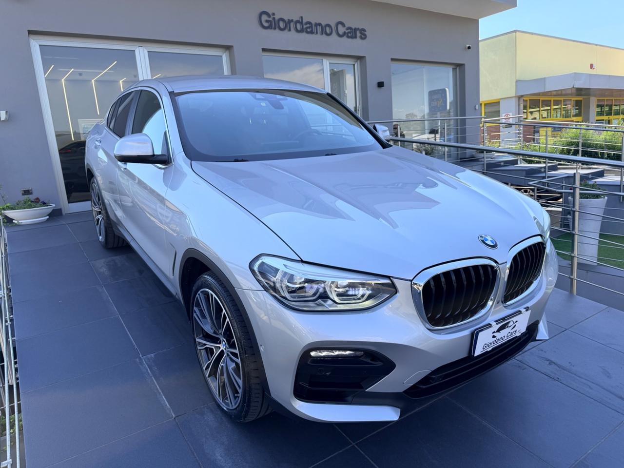 Bmw X4 xDrive20d 48V xLine cerchi interni individual