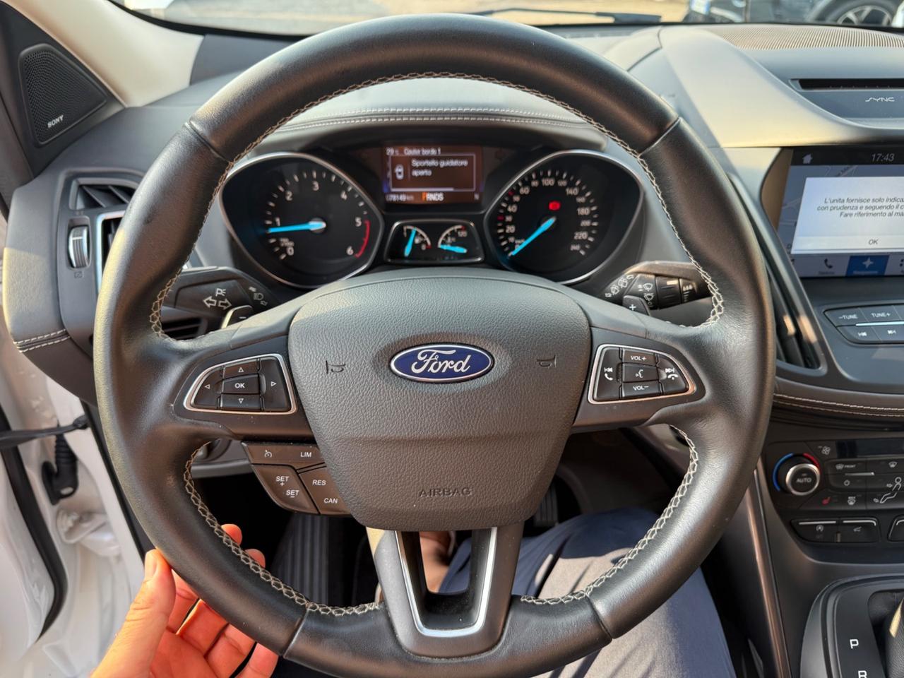 Ford Kuga 2.0 TDCI 180 CV S&S 4WD Powershift Vignale