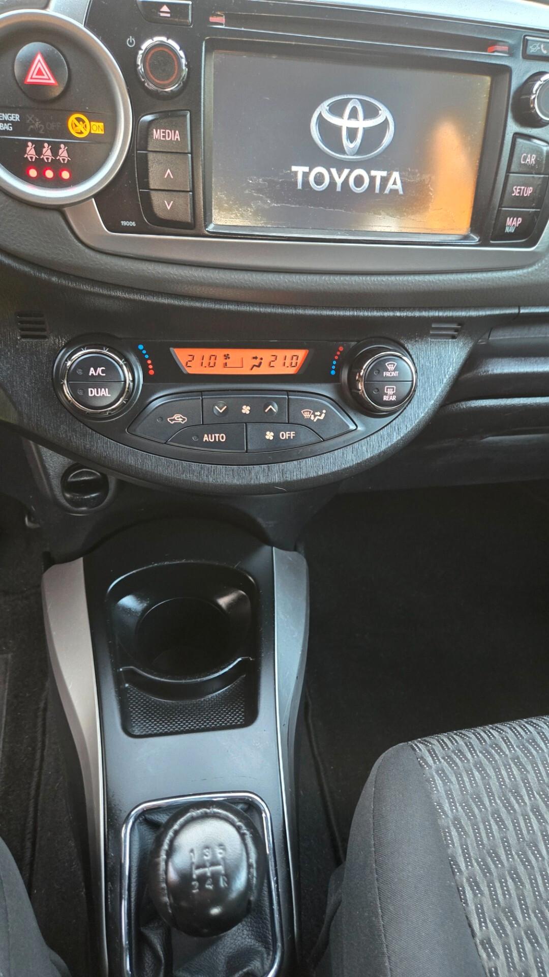 Toyota Yaris 1.0 5 porte Lounge