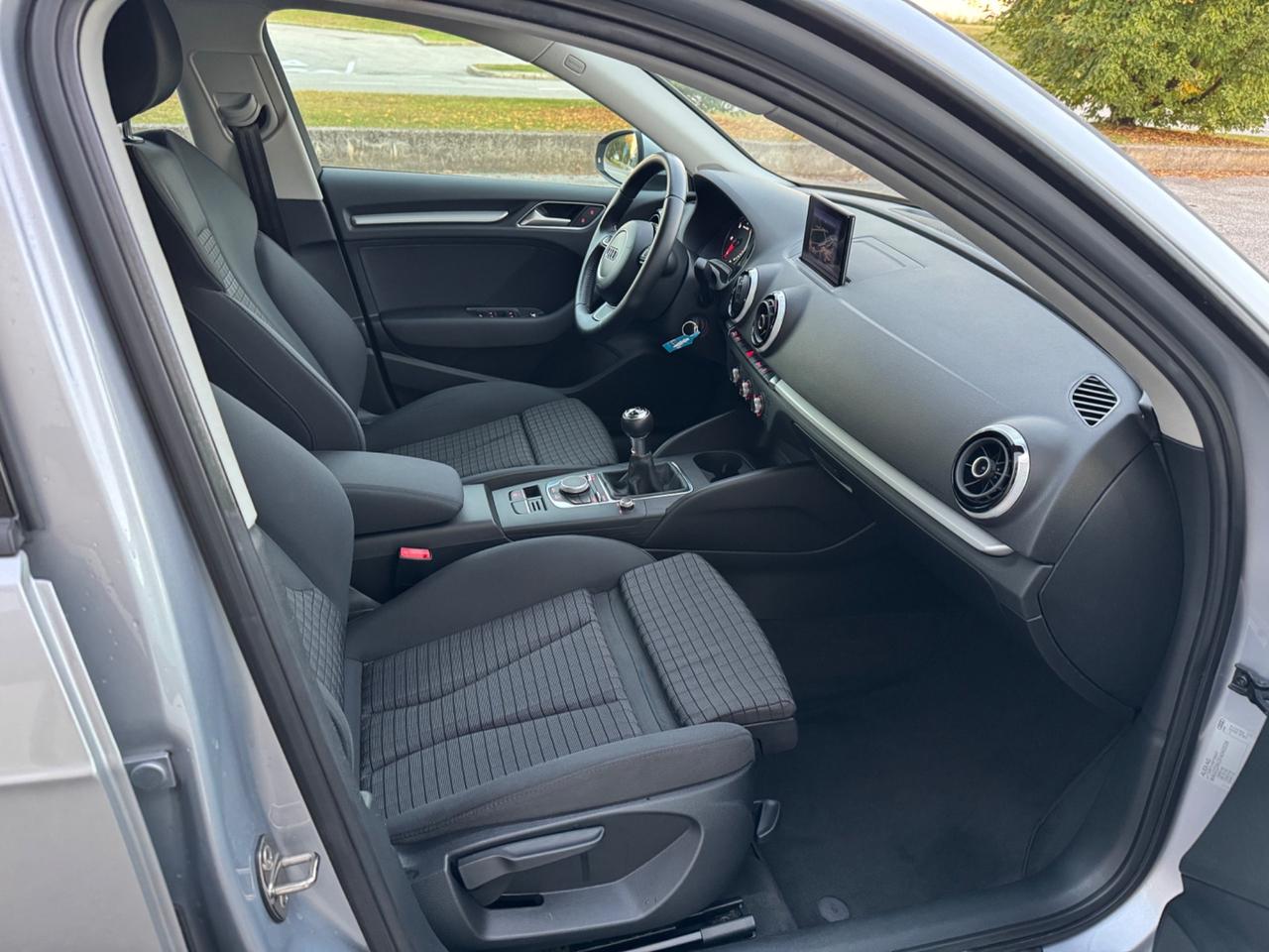 Audi A3 2.0 TDI 150 CV clean diesel Ambition