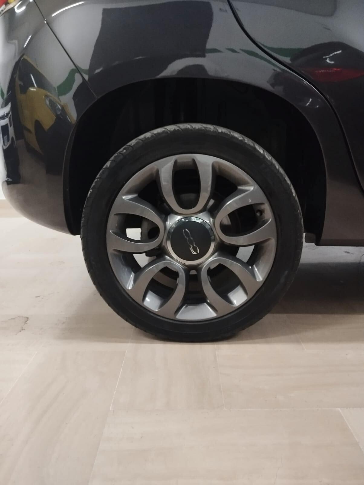 Fiat 500L 0.9 TwinAir Turbo Natural Power Lounge