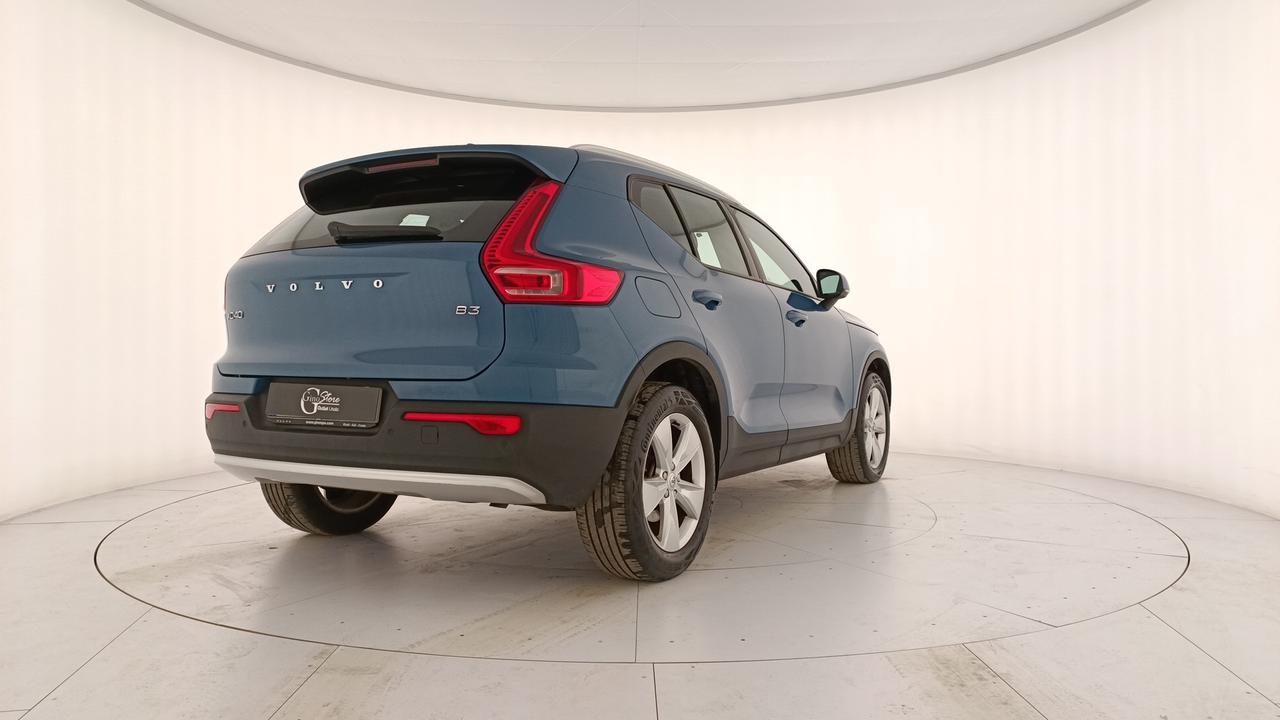 VOLVO XC40 2.0 b3 Core auto